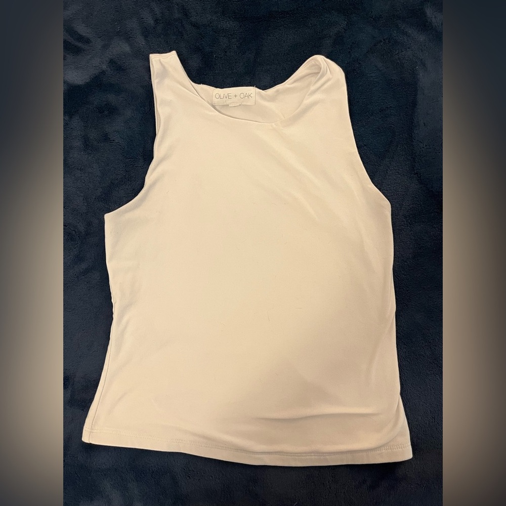 Olive & Oak Women's White Tank Top